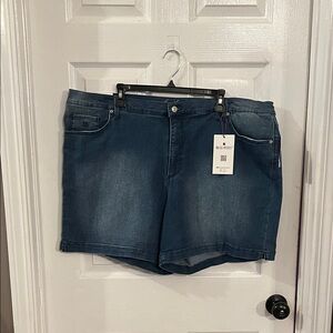 Gloria Vanderbilt Women's Dark Blue Jean Shorts